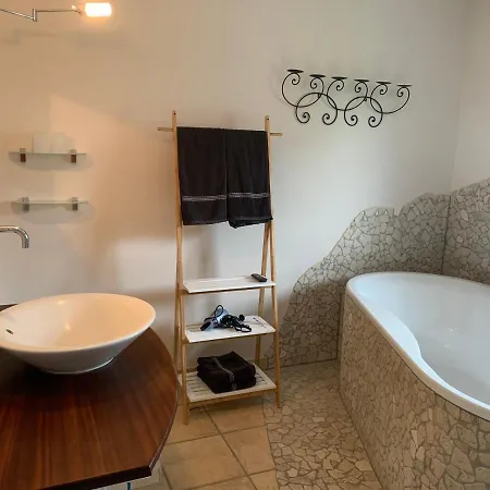 Schwarzwaldmarie ビュール